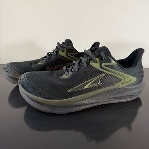 Altra Men's Torrin 8 Goretex Waterproof